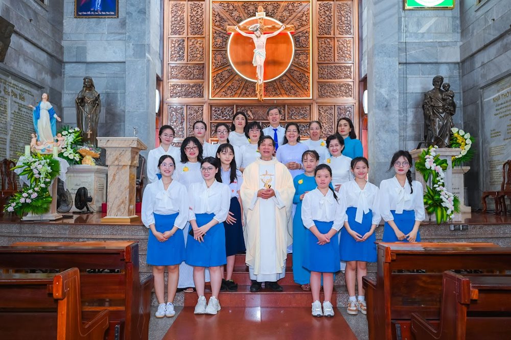 Giáo khu Mông Triệu - Mừng lễ Đức Mẹ Hồn Xác Lên Trời bổn mạng 2025